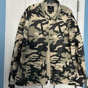 Like NEW DC Shoes Camo rip stop jacket Size L